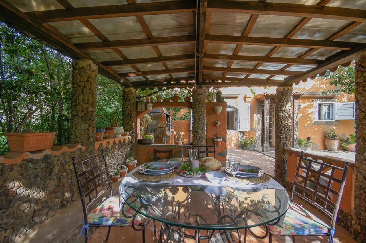 Villa Los Matos Pool And Garden Valleseco Exterior photo